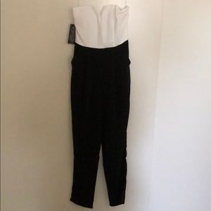 AX Paris Pants - AX Paris Women’s Contrast Plunge Front Jumpsuit AX Paris Pants - AX Paris Women’s Contrast Plunge Front Jumpsuit